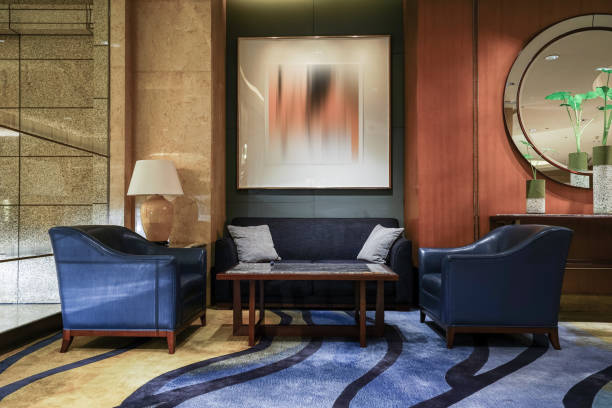 un habitacle de hall - hotel reception hotel lobby flower photos et images de collection
