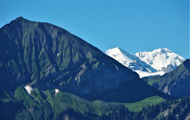 beatenberg - der sonnenterrasse des berner oberland, schweiz - monch sun snow european alps stock-fotos und bilder