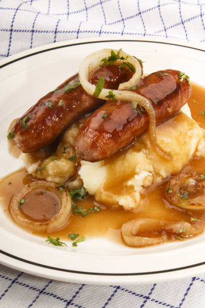istock banger and mash, very irish meal 850960110