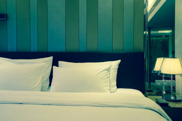 istock Elegant and comfortable bedroom interior 850981802