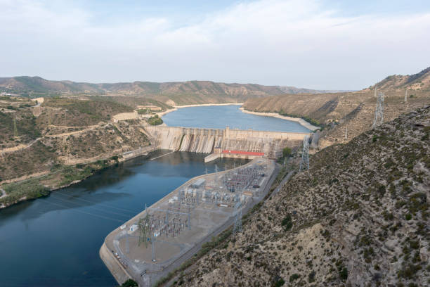 istock The river Ebro on its way through Mequinenza, Aragon 850987038