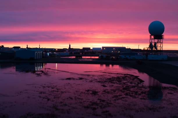 kuvapankkikuvat ja rojaltivapaat kuvat aiheesta teollinen auringonnousu - deadhorse alaska