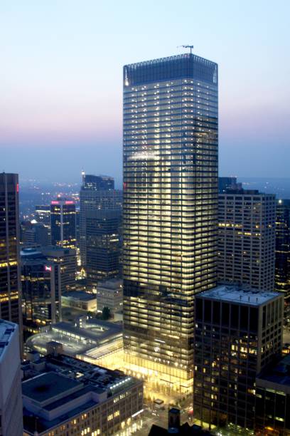 istock Brand New Skyscraper In Calgaconstructionry 851042874