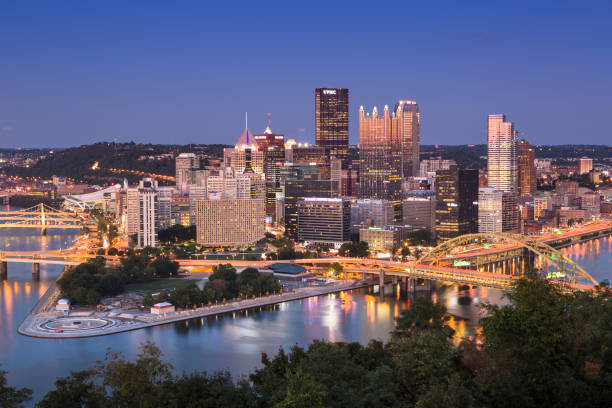 istock Pittsburgh Pennsylvania USA Skyline at night 851154966