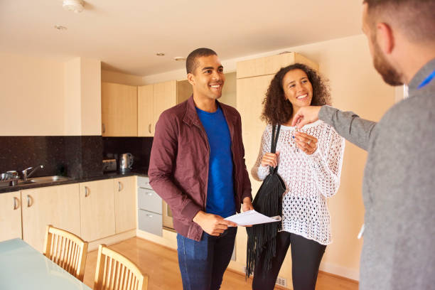 istock new tenants get the keys 851334594