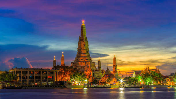 istock Wat Arun or Temple of Dawn 851361846