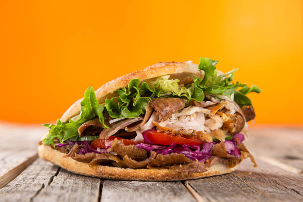 istock close up of kebab sandwich 851493940