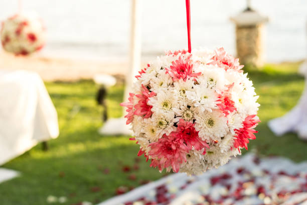 istock flowers for wedding party 851498692