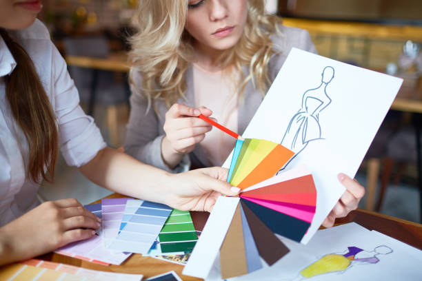 istock Teamwork of fashion designers 851505178