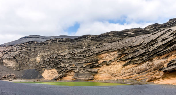 istock The Green Lagoon - Lago Verde 851878794