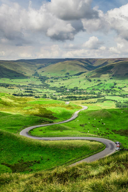 istock Mam Tor hill near Castleton and Edale in the Peak District National Park 851890572