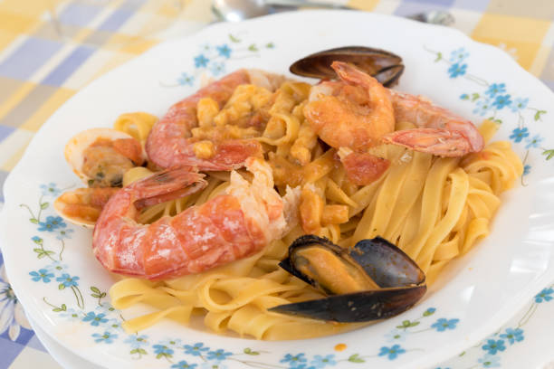 istock Tasty noodles with seafood 851890820