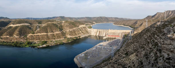 istock The river Ebro on its way through Mequinenza, Aragon 851901828