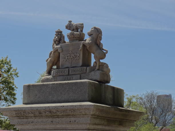 istock Queen Victoria Parc closed to the Niagara Falls 851908582
