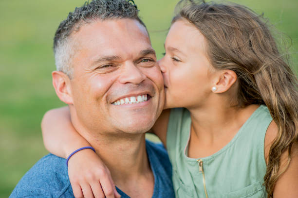 istock Kiss On The Cheek 851913796