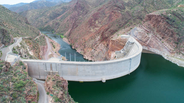 istock Roosevelt Dam on the Salt River of Arizona 851921052