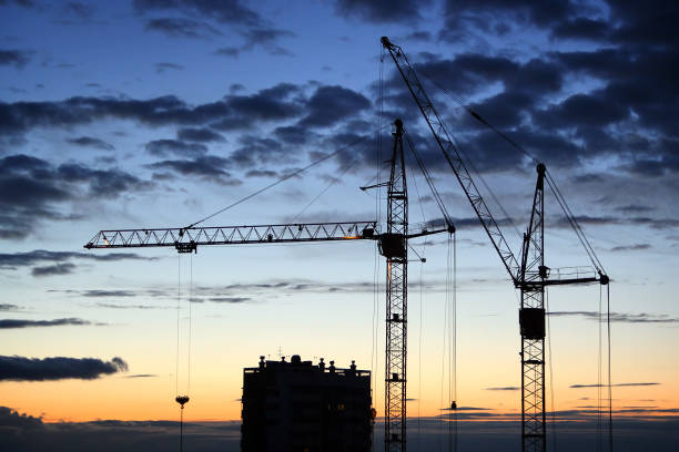 istock Silhouette of a tower crane 851928478