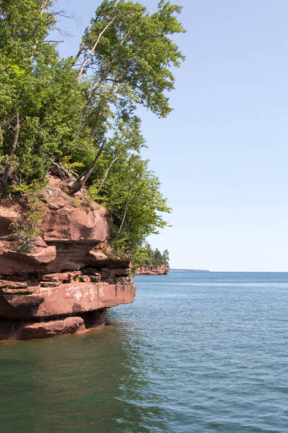 istock Shoreline on an Apostle Island in Lake Superior 851940802