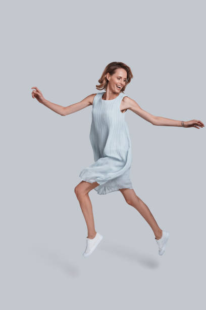 istock Beauty in the mid-air. 852075072