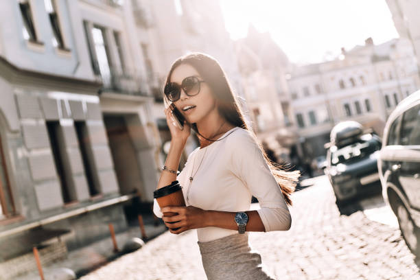 istock Happy to hear from you! 852170804