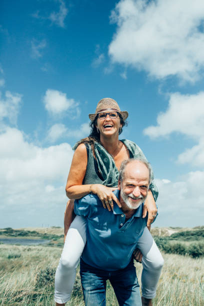 istock Happy senior couple 852226240
