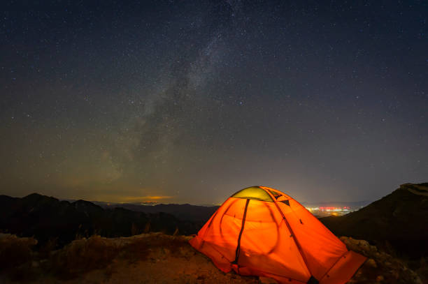 istock A warm tent under the Milky way 852244010