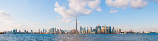 Toronto skyline panorama - fotografia de stock