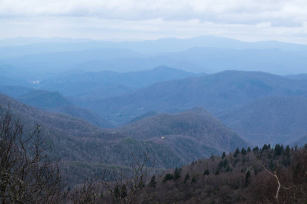istock Layers of blue mountains at Blue Ridge Parkway 852281984