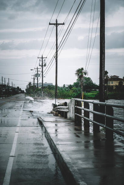 istock Water crashing over bridge during Hurricane 852285302