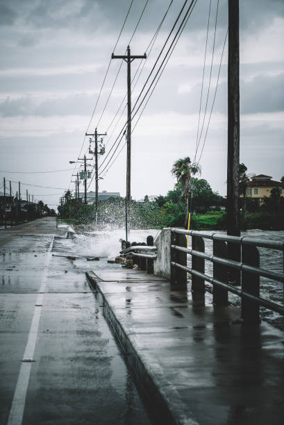 istock Water crashing over bridge during Hurricane 852285310