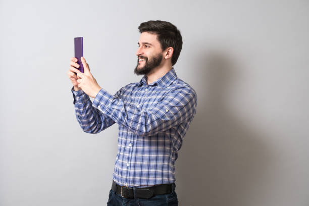 istock Handsome men with smartphone 852304960