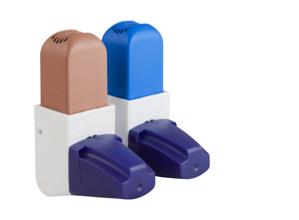 Bleu et marron asthme inhalateurs avec bouchons - Photo