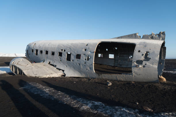 istock Wrecked airplane in Iceland 852411164