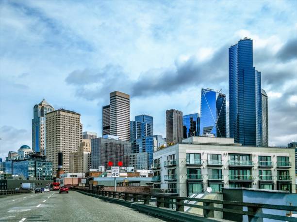 istock SEATTLE WASHINGTON CITYSCAPE SKYLINE ON PARTLY CLOUDY DAY 852449280