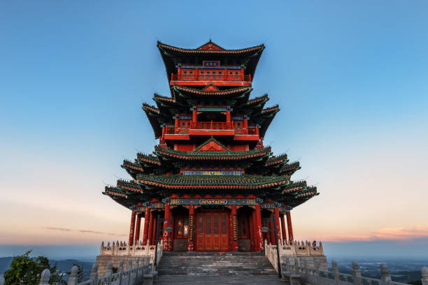istock Sunset under the Beijing Pavilion House is very spectacular 852470294