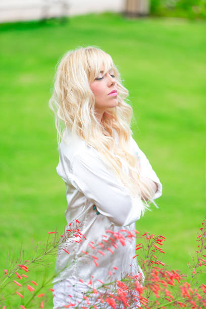 istock Beautiful girl enjoying the summer 852561812