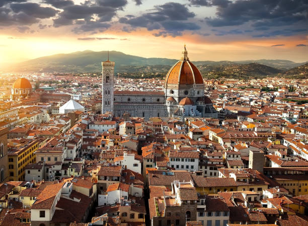 maria del fiore in florenz - florence italy italy sky cathedral stock-fotos und bilder