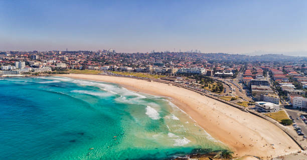 istock D Bondi beach arc city day 852893714