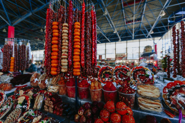istock Eastern sweets on the market 852913284