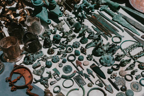 istock Ancient metal objects. Flea market Vernissage Yerevan, Armenia 852926900