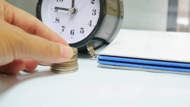 istock Close up vintage clock with calendar.planning concept. 853045334