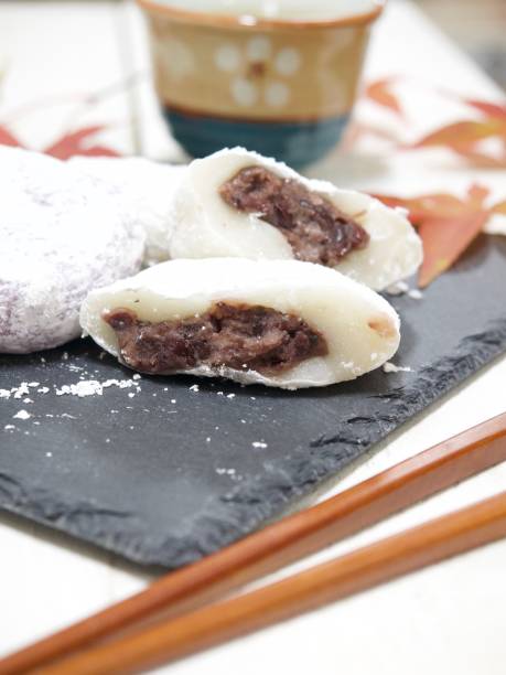 istock Korean traditional food glutinous rice cake 853058300