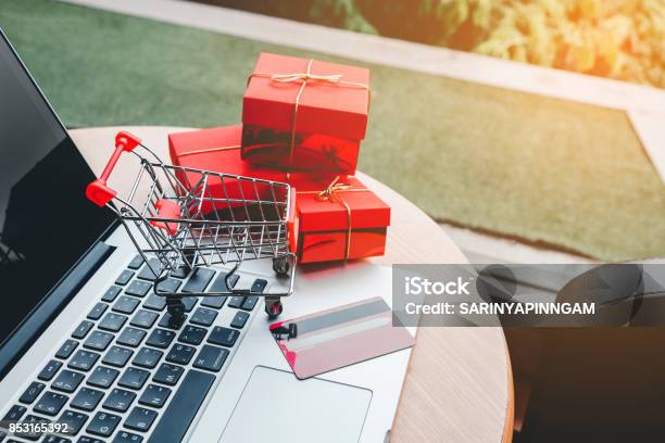 Shopping Online With Credit Card Concept Stock Photo - Download Image Now - Vacations, Shopping, Retail