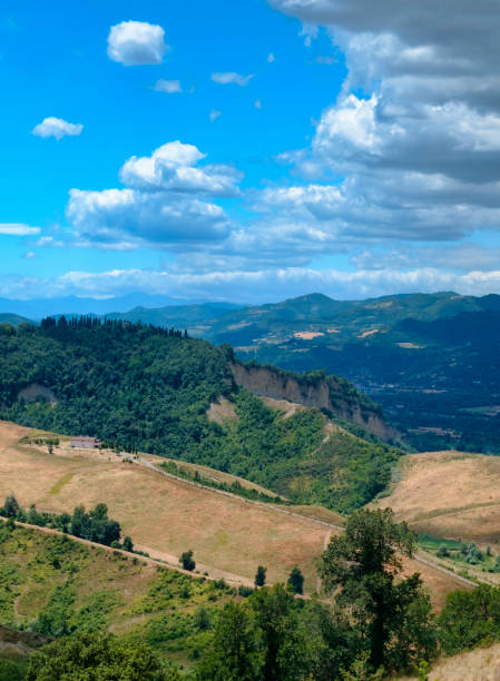istock Landscape near Bologna at summer (Sabbiuno) 853274344