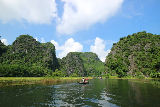 istock Tam coc in Ninh Binh, Vietnam 853307508
