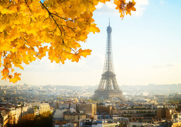 istock eiffel tour and Paris cityscape 853307634