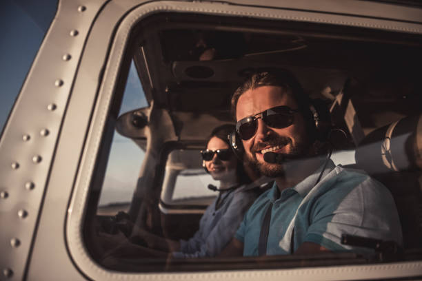 istock Couple in aircraft 853314510