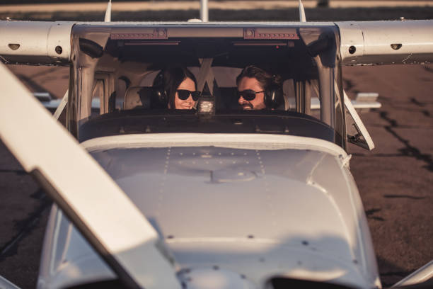 istock Couple in aircraft 853324432