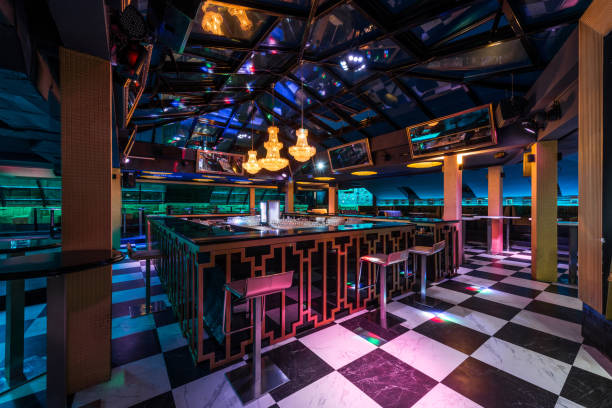 istock Interior of caffe bar with big bar counter and stools 853376484