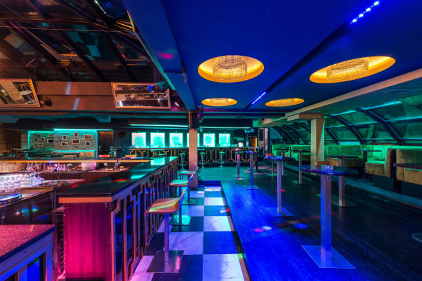 istock Luxuriously furnished interior of discotheque 853376722